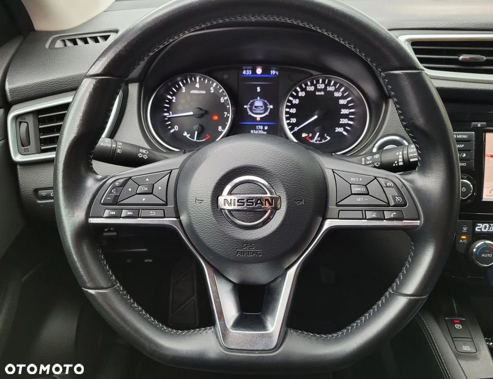 Nissan Qashqai 1.3 DIG-T N-Connecta - 21