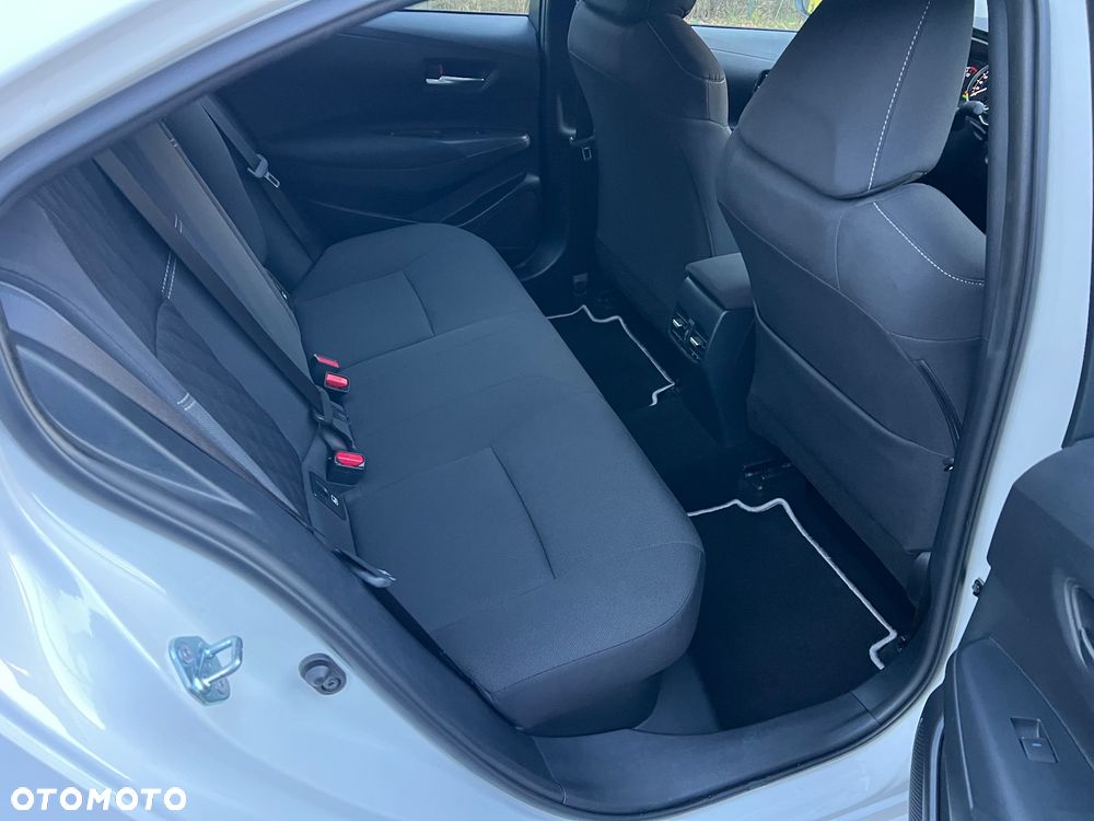 Toyota Corolla - 25