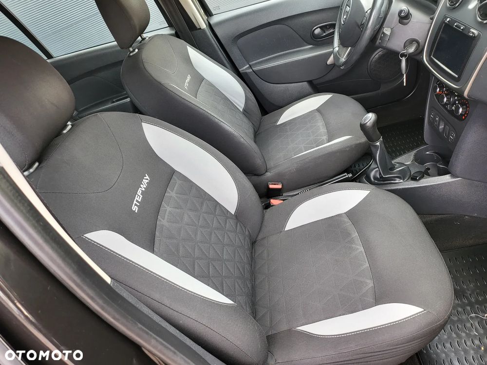 Dacia Sandero Stepway 0.9 TCe Laureate S&S EU6 - 24