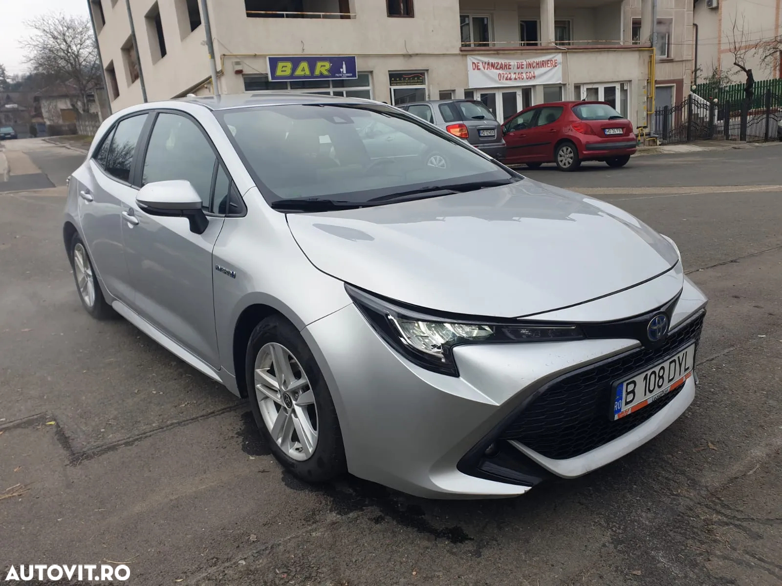 Toyota Corolla 1.8 HSD Dynamic - 3