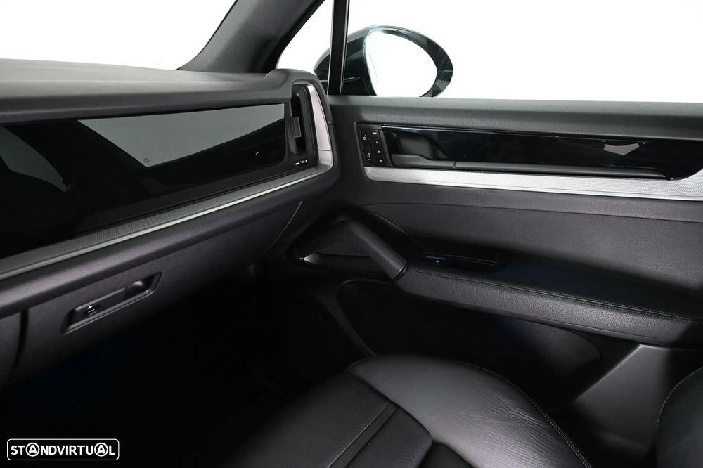 Porsche Cayenne S E-Hybrid Black Edition - 24