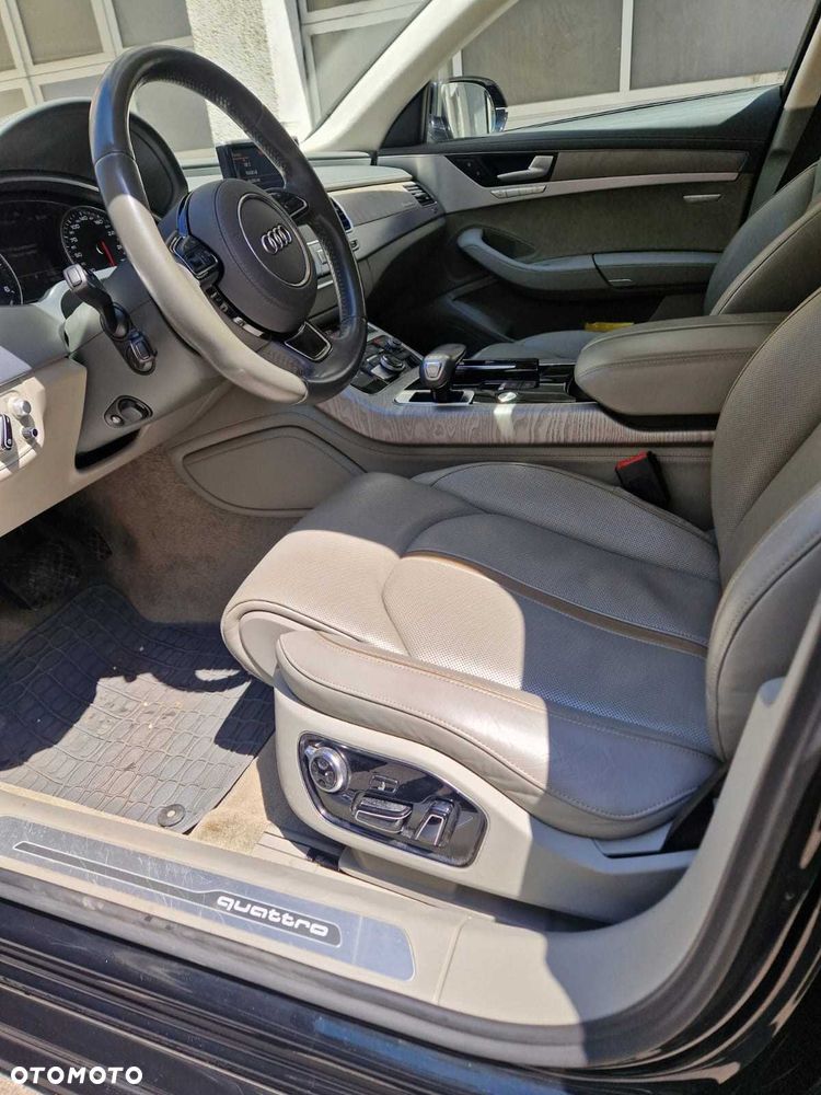 Audi A8 2015 photo 5