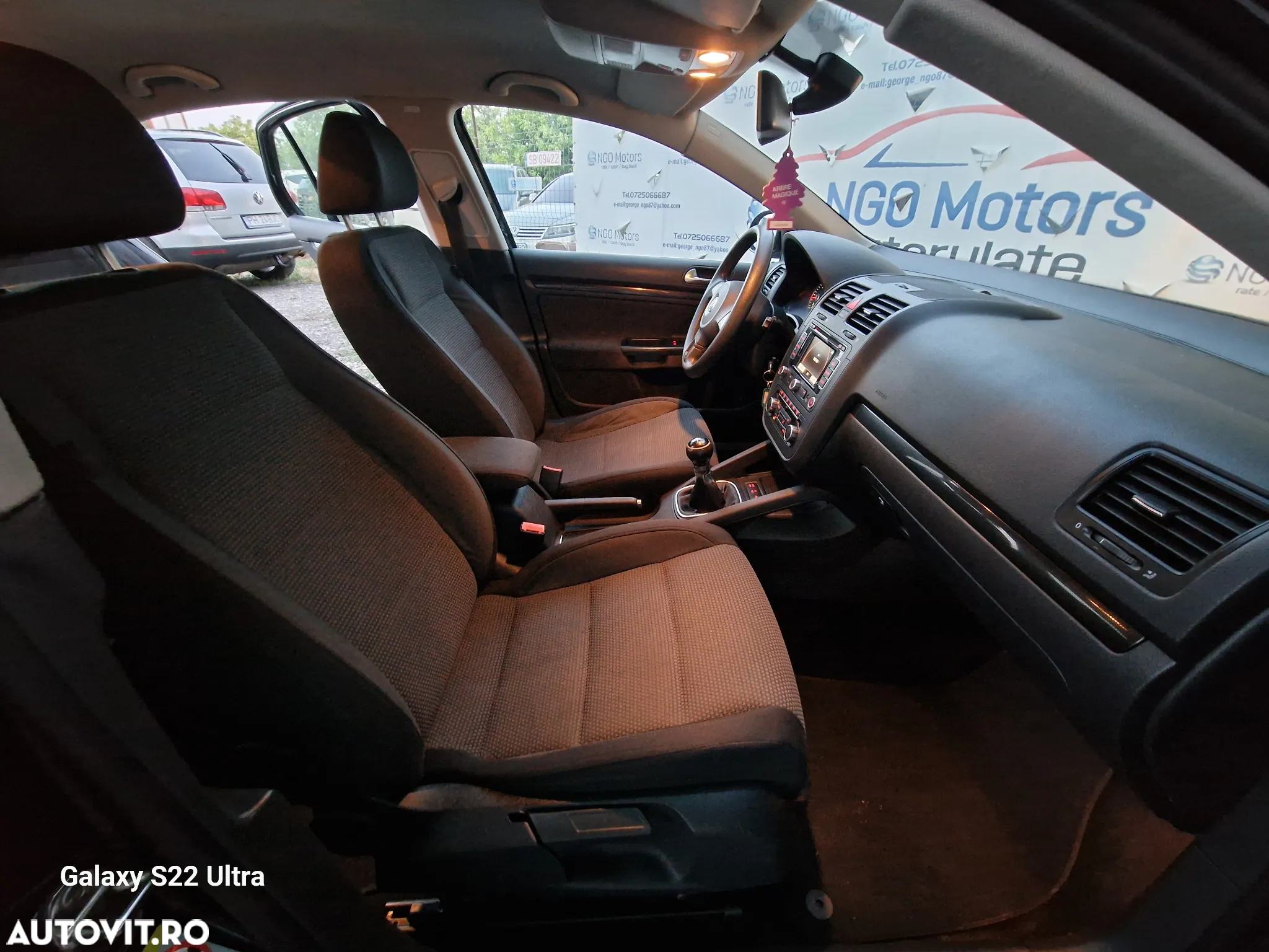 Volkswagen Jetta 1.6 TDI Blue Motion Technology Trendline - 13