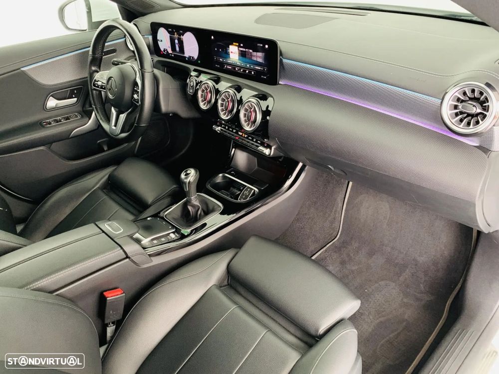 Mercedes-Benz CLA 180 d Progressive - 50