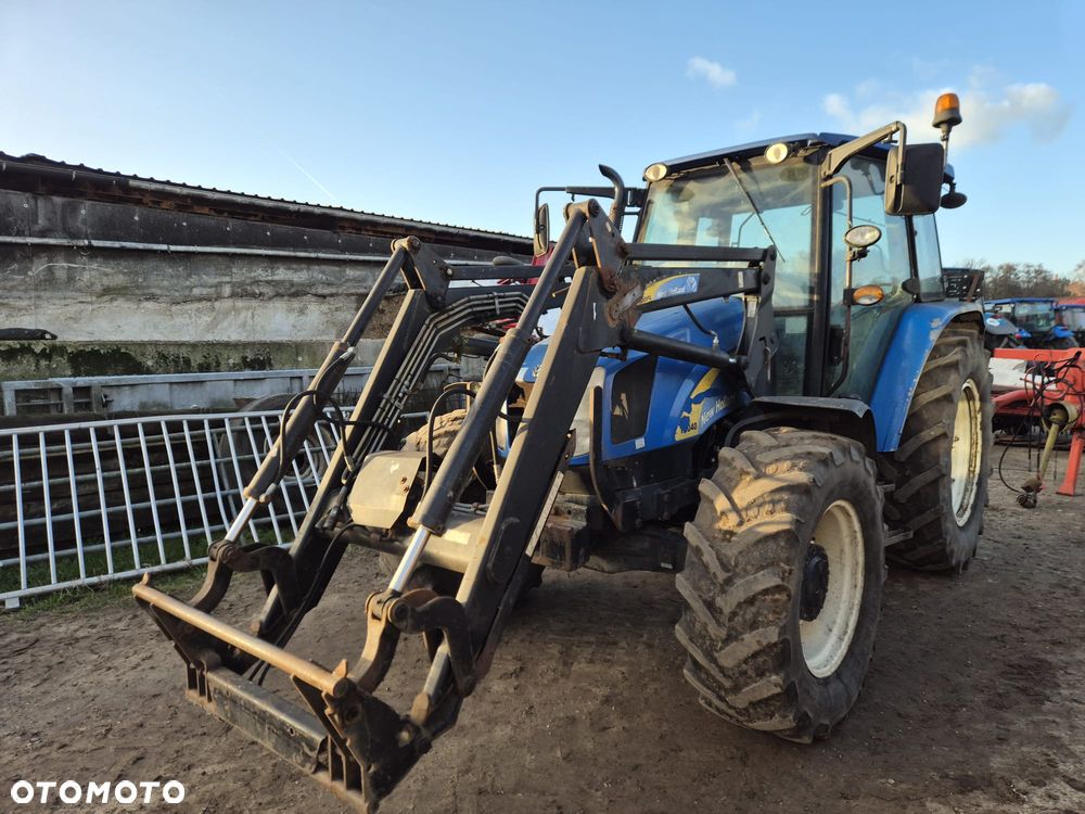 New Holland T5040 - 1