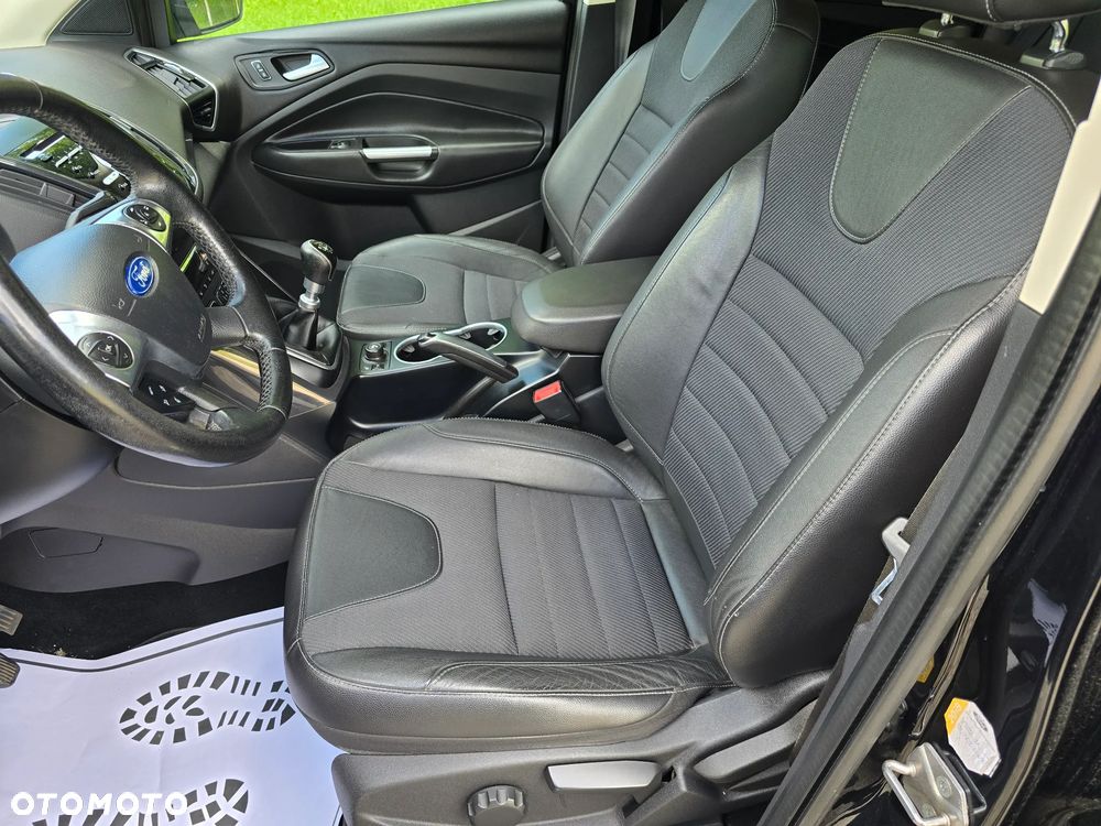 Ford Kuga 2.0 TDCi 4WD Titanium - 18