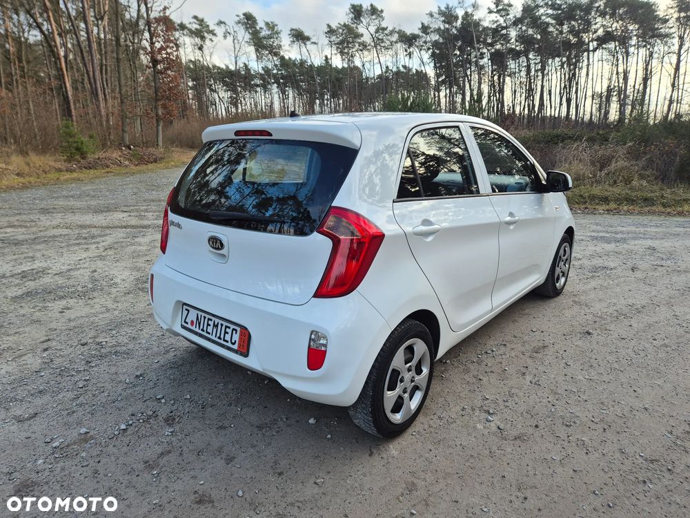 Kia Picanto 1.0 Dream Team Edition - 8