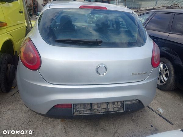 FIAT BRAVO II KLAPA BAGAŻNIKA 620B