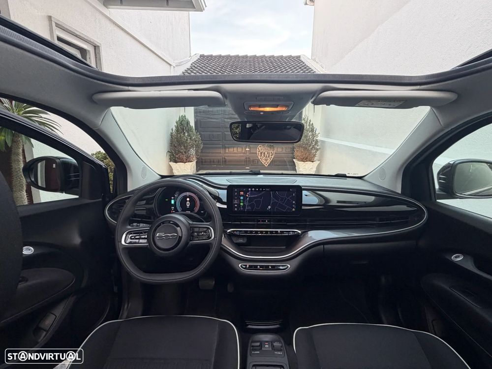 Fiat 500e C — fotografia 3