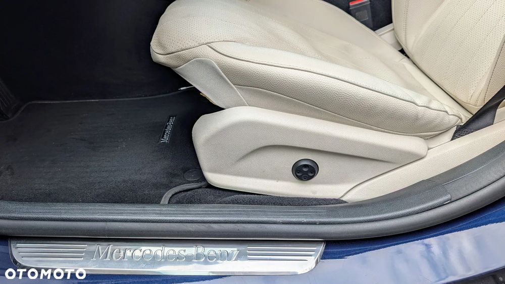 Mercedes-Benz Klasa E 300 9G-TRONIC - 16