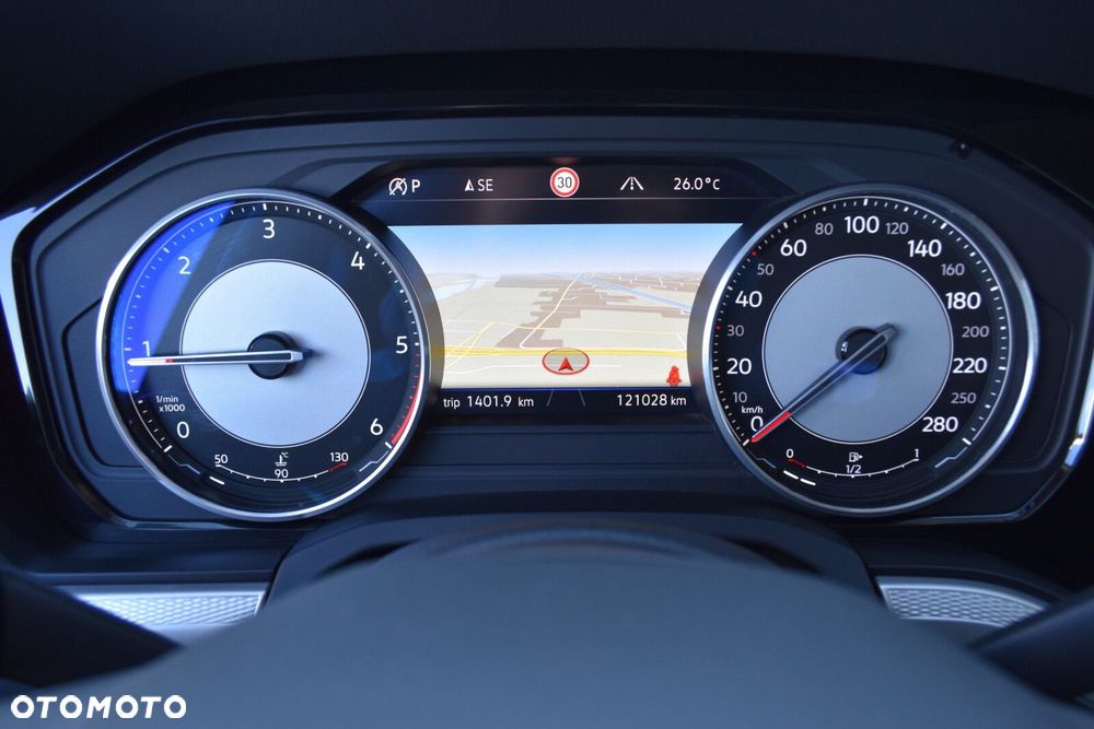 Volkswagen Touareg - 15