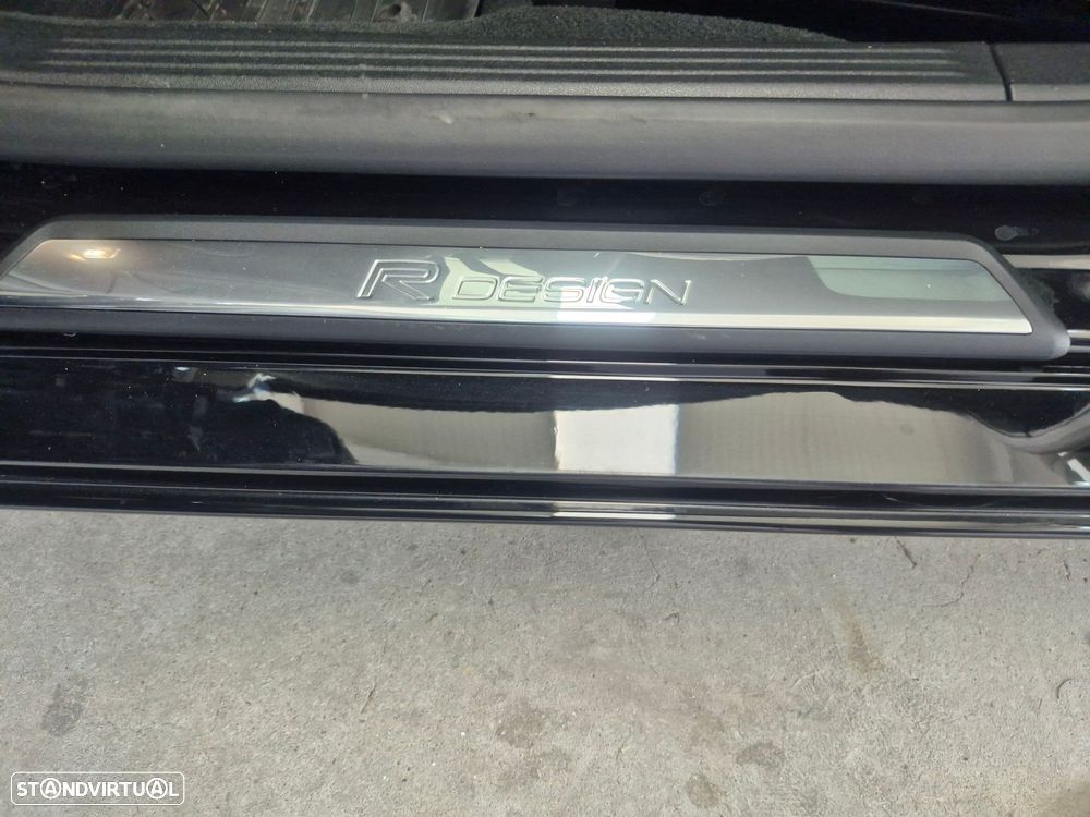 Volvo V40 2.0 D2 R-Design - 10