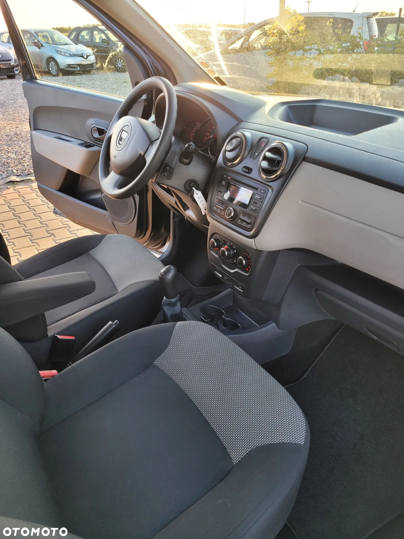 Dacia Lodgy 1.5 dCi Ambiance - 6