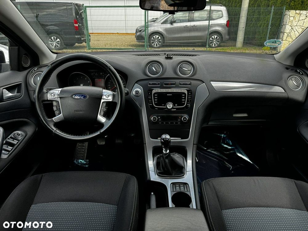 Ford Mondeo 1.6 Eco Boost Trend - 10