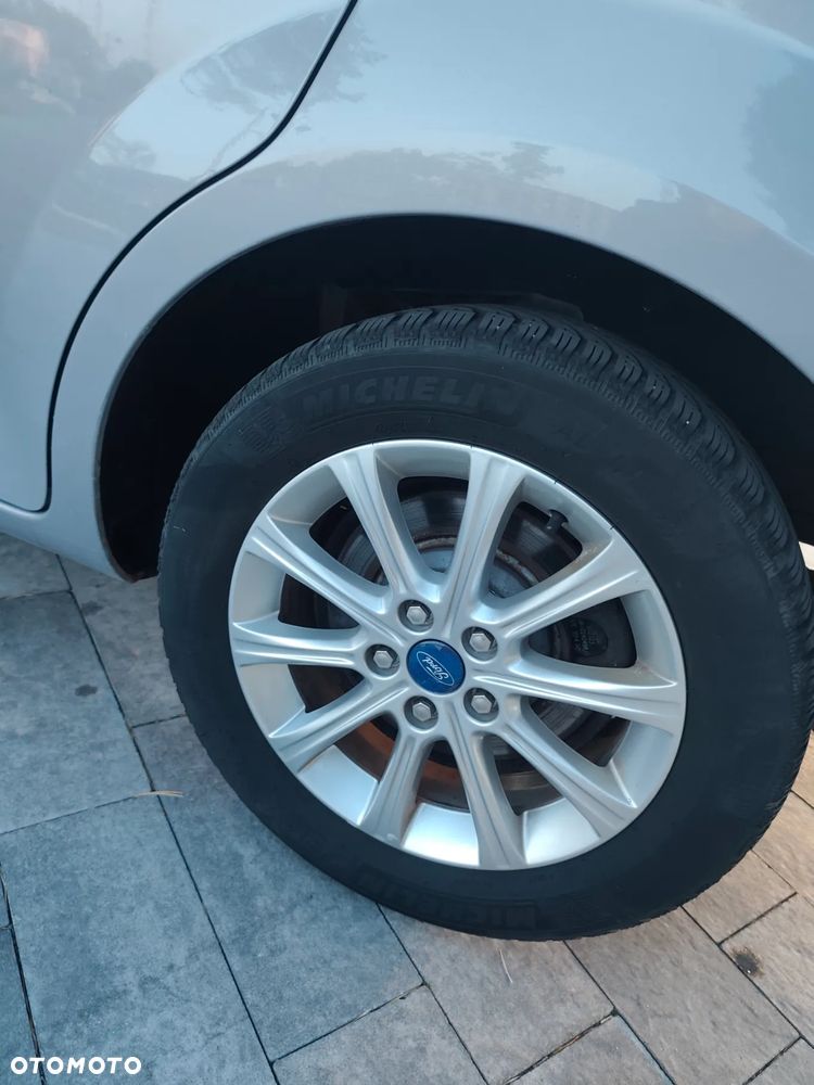 Ford Mondeo 2.0 EcoBoost Titanium - 4