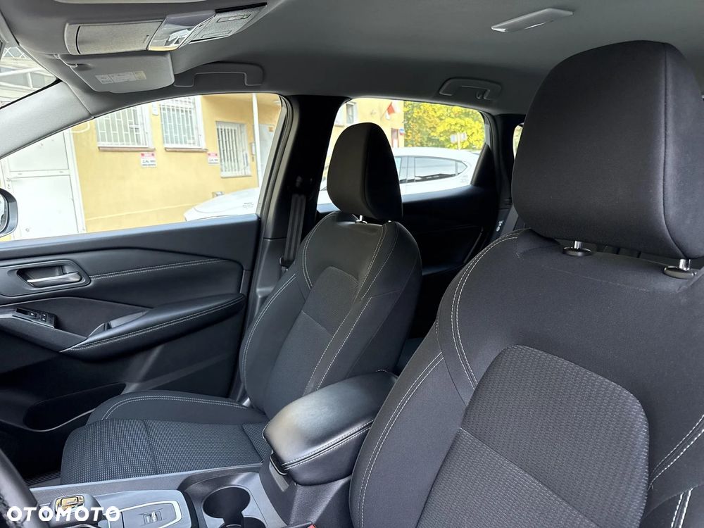 Nissan Qashqai 1.3 DIG-T mHEV Acenta Xtronic - 12