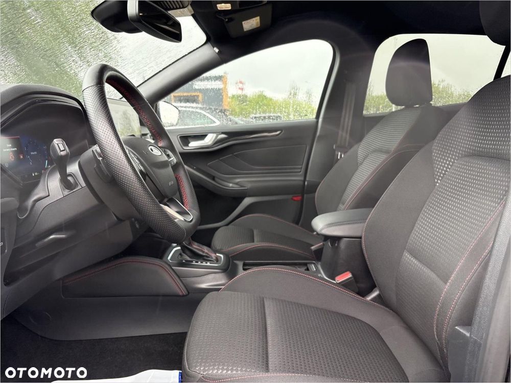 Ford Focus 1.0 EcoBoost mHEV ST-Line X - 10