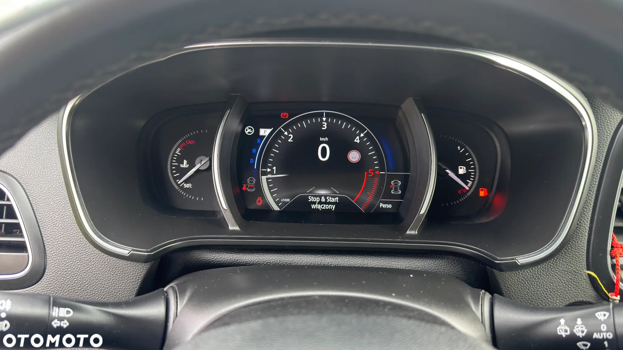 Renault Megane 1.6 dCi GT EDC - 27