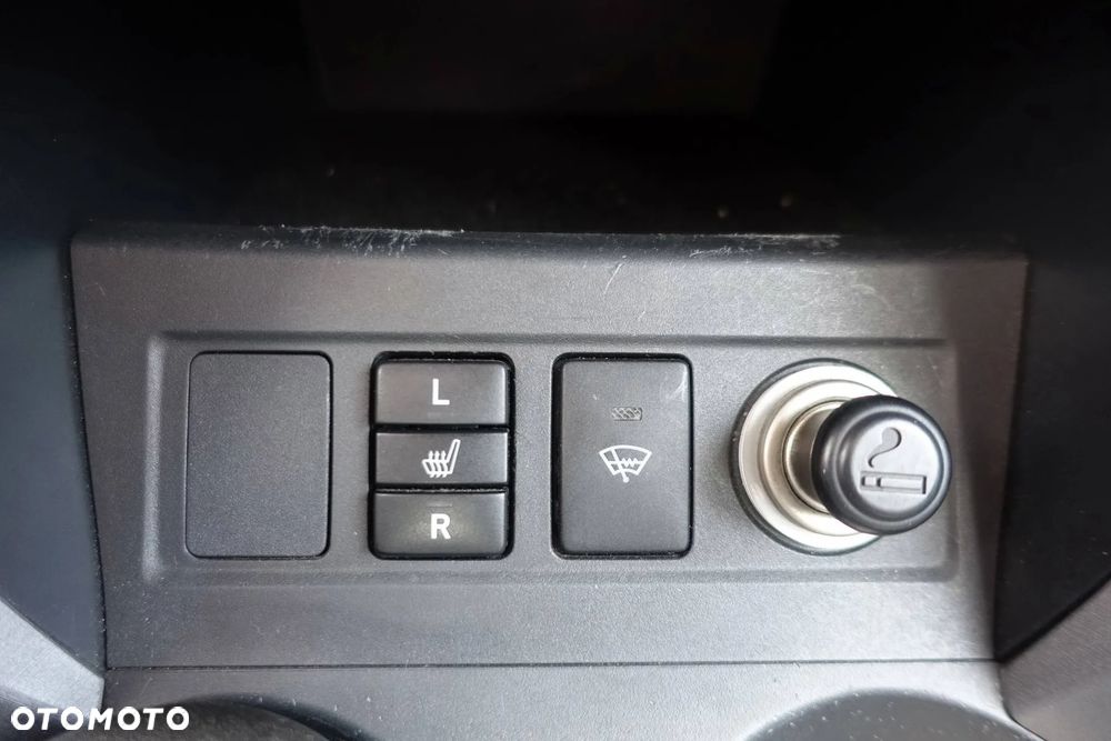 Toyota RAV4 2.2 D-CAT Premium - 20
