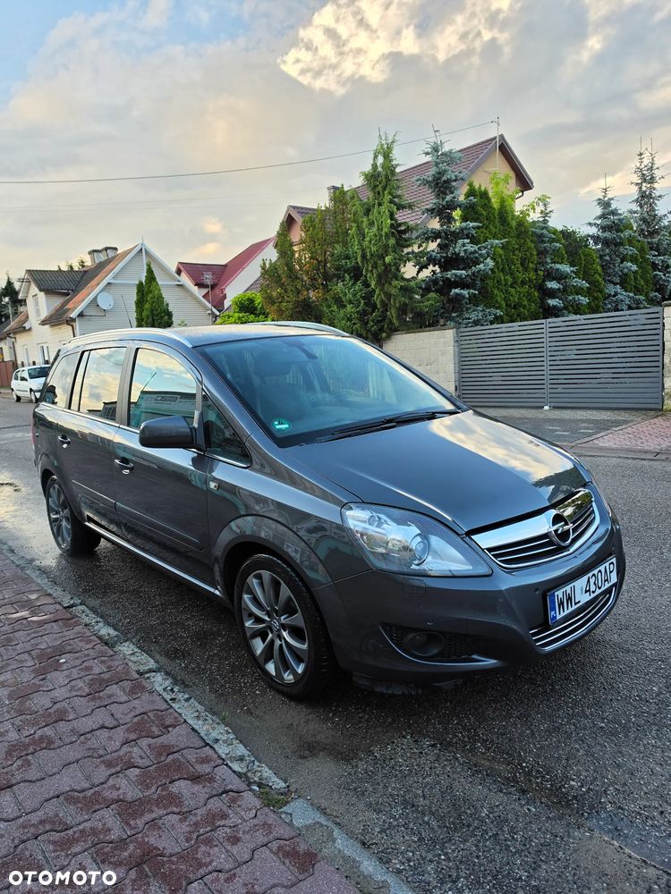 Opel Zafira 1.7 CDTI Cosmo - 32