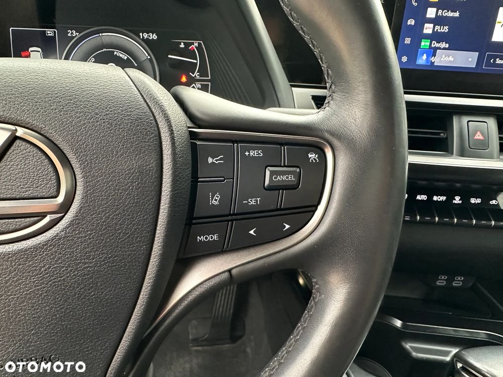 Lexus UX 250h GPF Business 2WD - 20