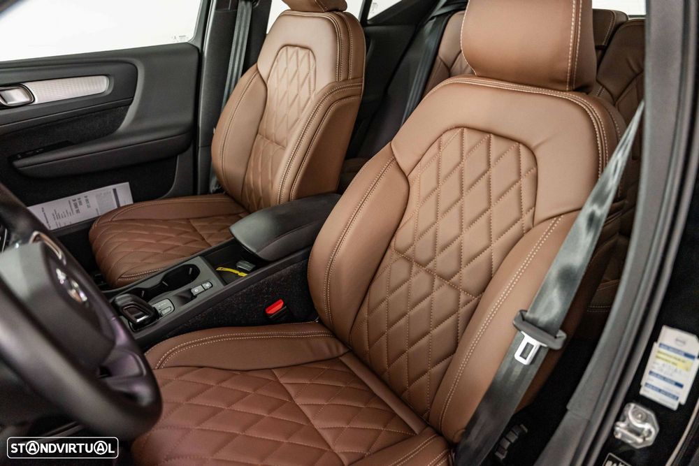 Volvo XC 40 1.5 T5 PHEV Momentum Plus - 10