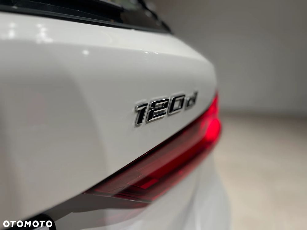 BMW Seria 1 120d Advantage - 21