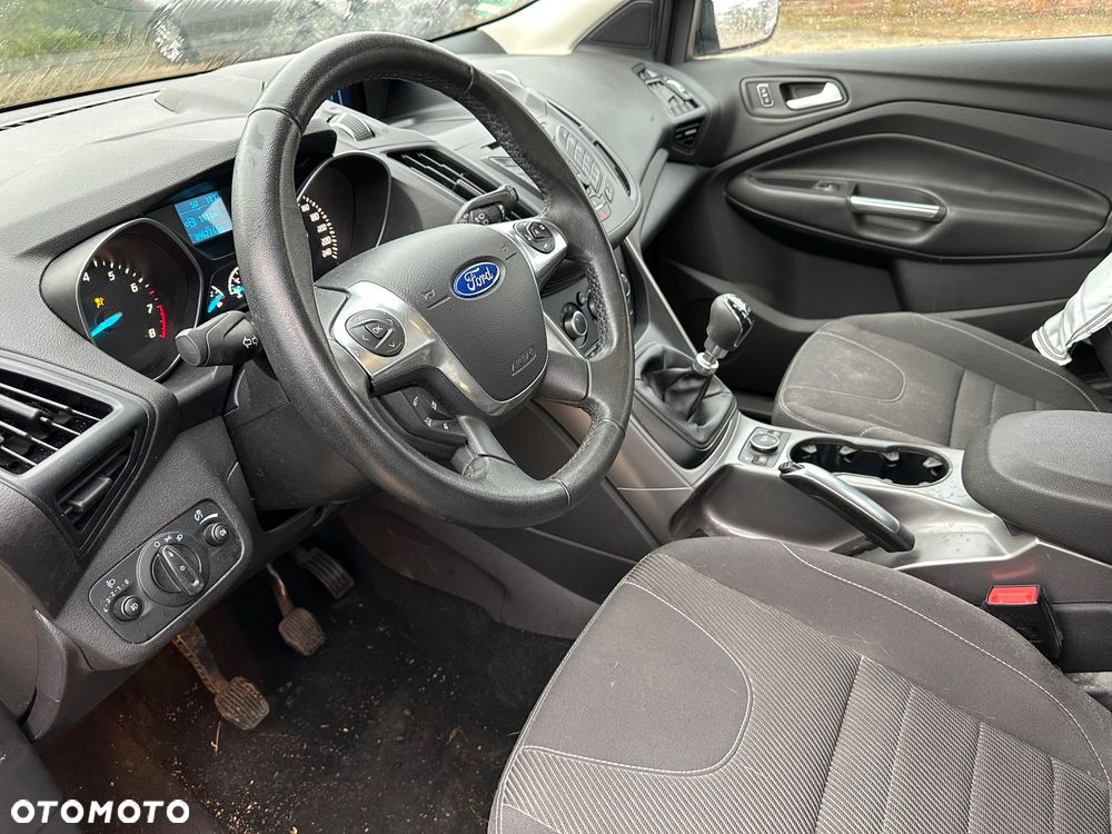 Ford Kuga 1.6 EcoBoost 2x4 SYNC - 11
