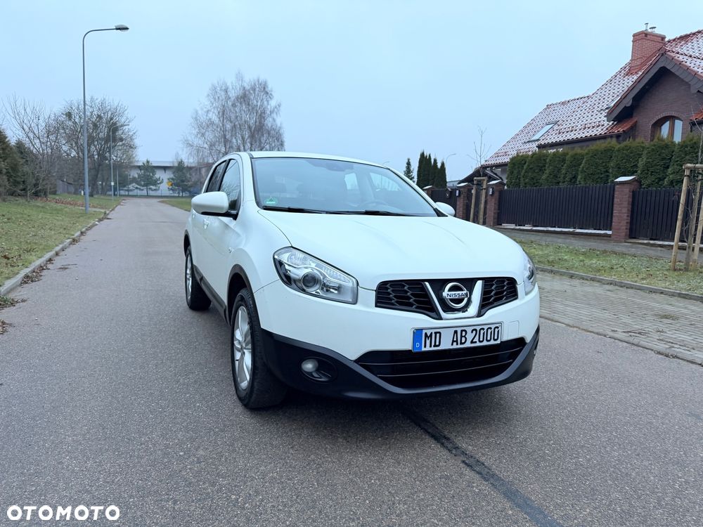 Nissan Qashqai - 2