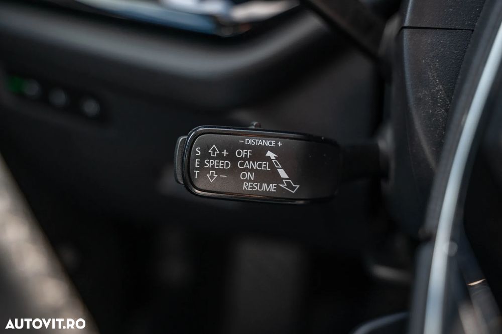 Skoda Octavia 2.0 TDI DSG Style - 27