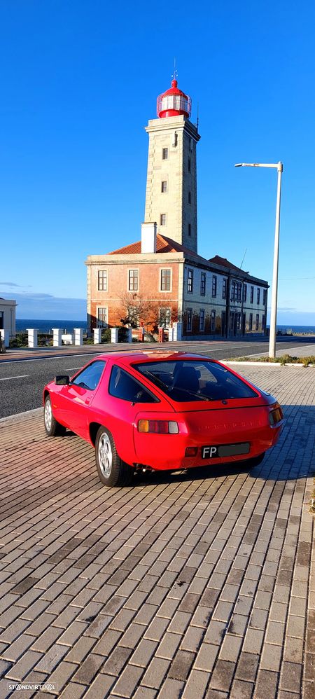 Porsche 928 - 18