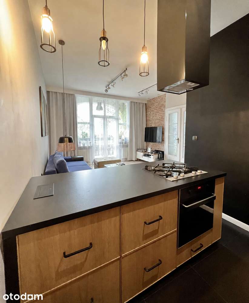 Wrocław Huby | 57,7 m² | balkon | wysokie wnętrza | po remoncie