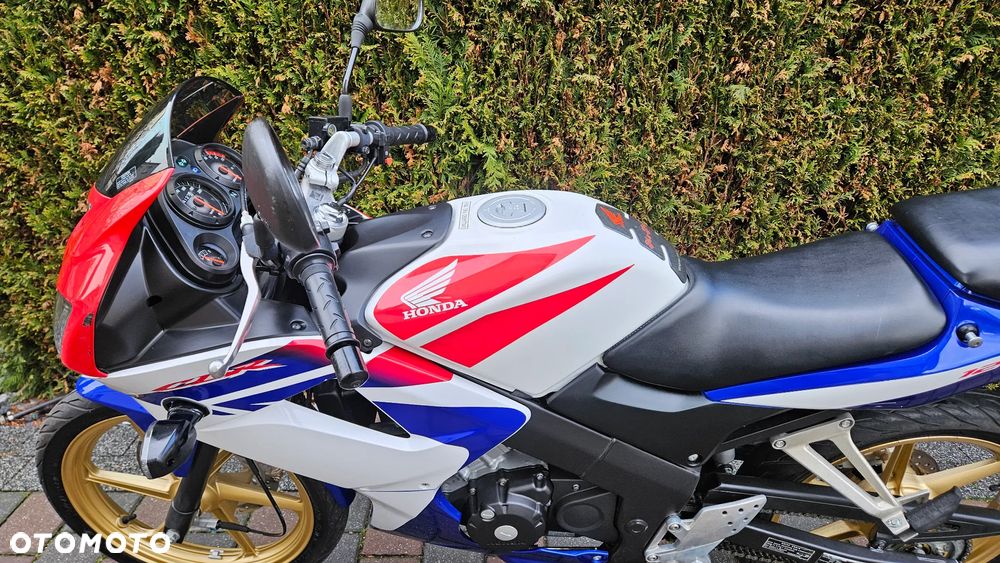 Honda CBR - 9