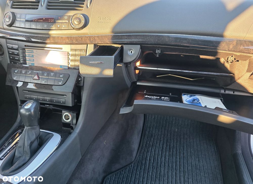 Mercedes-Benz Klasa E - 23