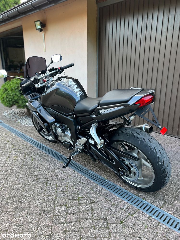 Yamaha FZ - 6