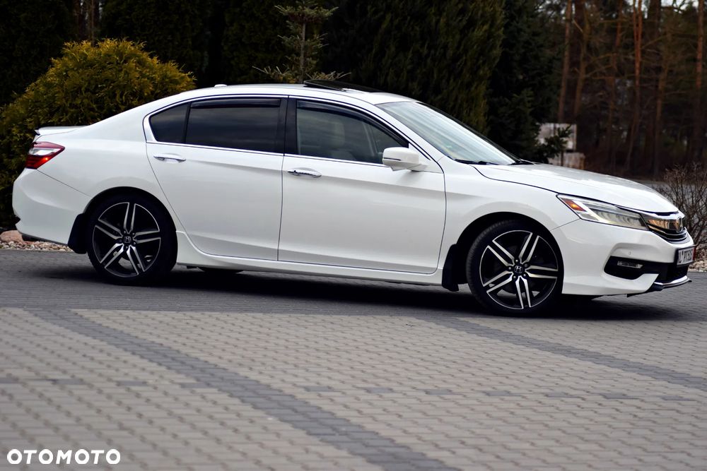 Honda Accord - 30