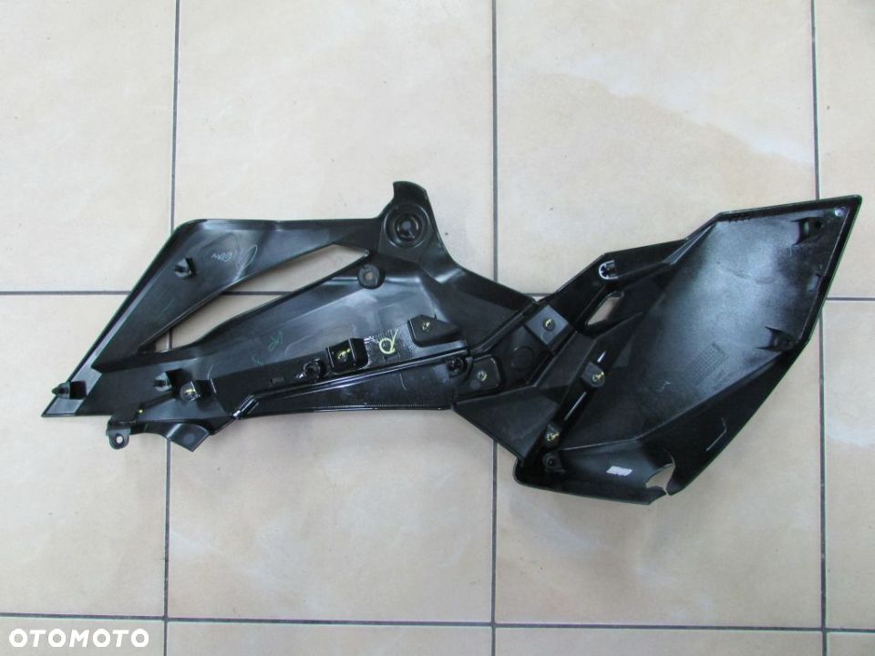 Kawasaki Z400 19r owiewka plastik bok prawy - 2