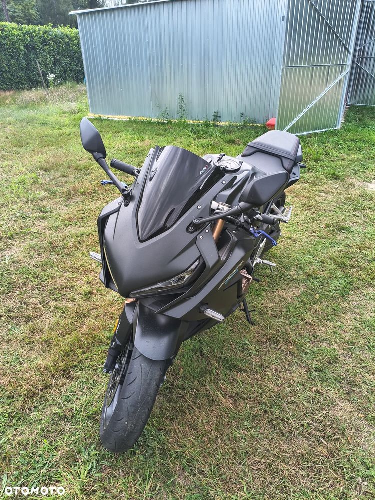 Honda CBR - 21