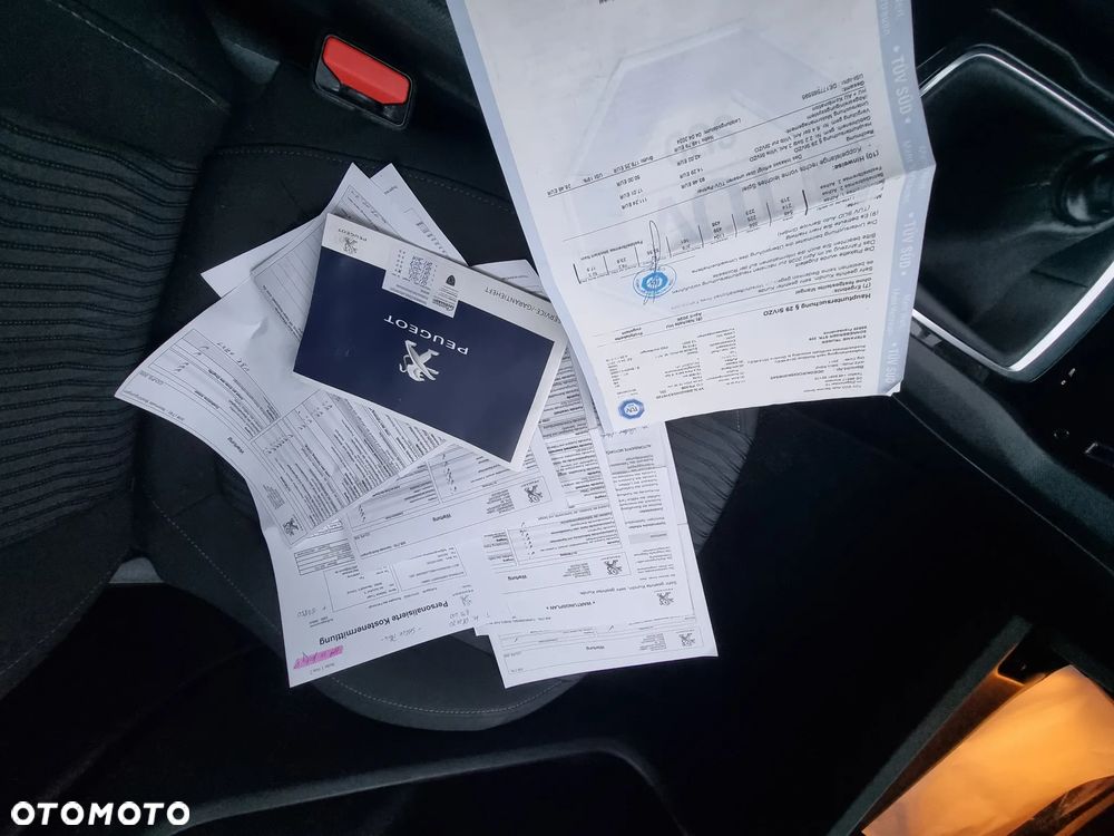 Peugeot 308 1.6 BlueHDi Allure S&S - 35