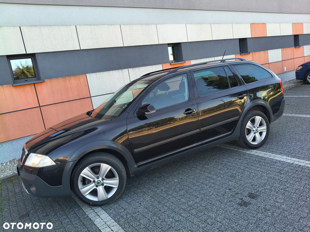 Skoda Octavia 2.0 TDI DPF 4x4 Scout - 1