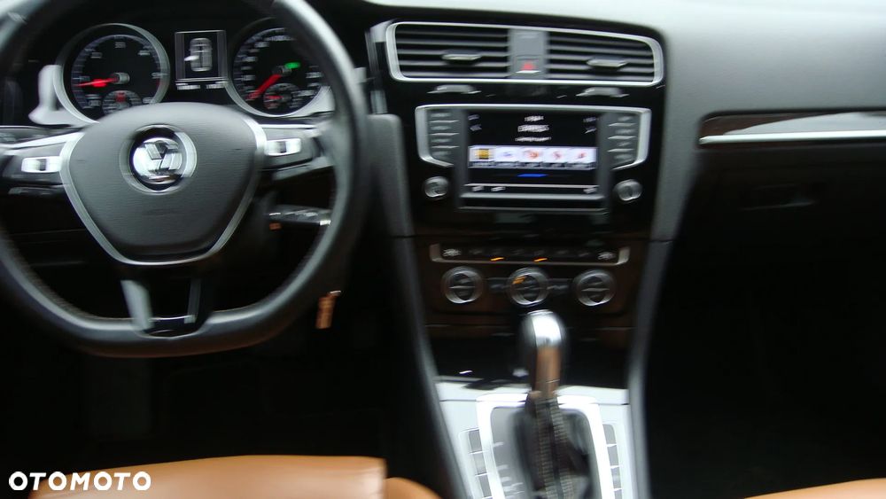 Volkswagen Golf VII 1.6 TDI BMT Highline DSG - 10