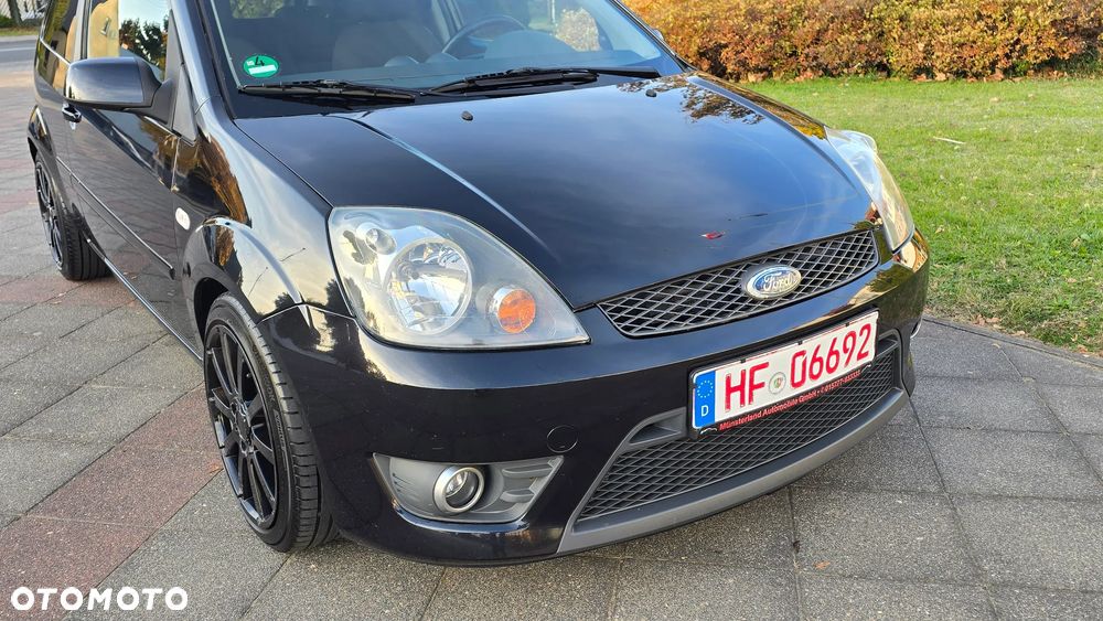 Ford Fiesta - 30