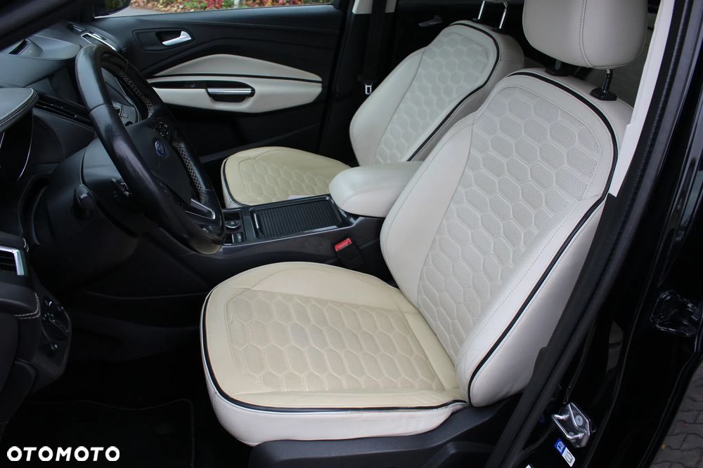 Ford Kuga 2.0 TDCi 4x4 Vignale - 17