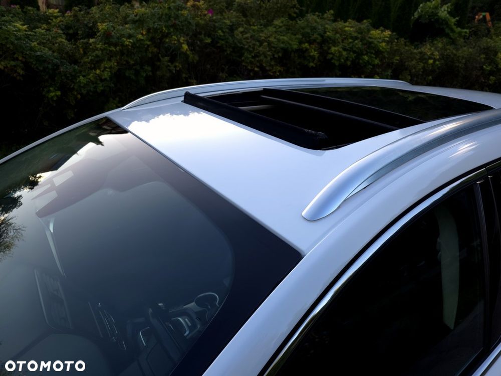 Ford Mondeo 2.0 TDCi Titanium - 25