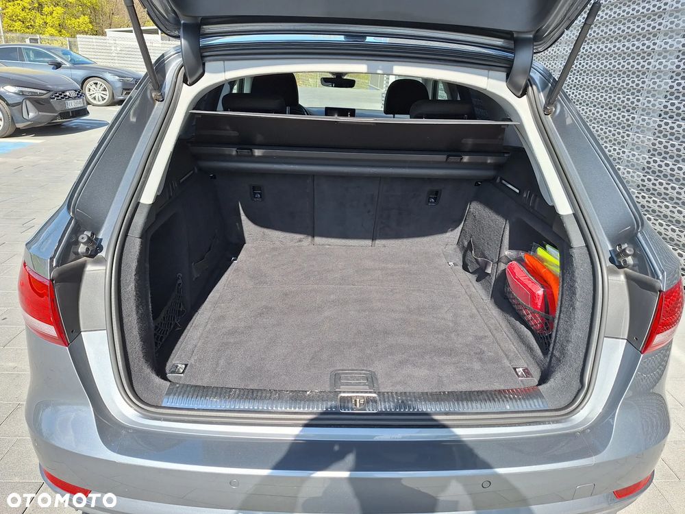 Audi A4 Avant 2.0 TDI S tronic - 28