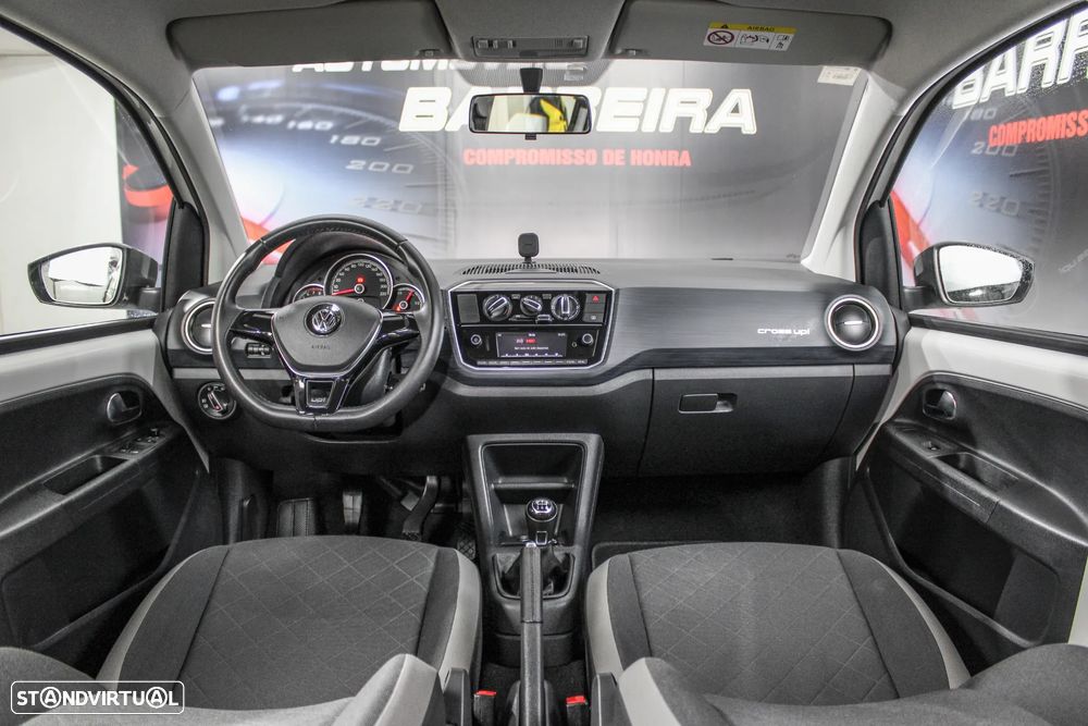 VW Cross Up! 1.0 - 3