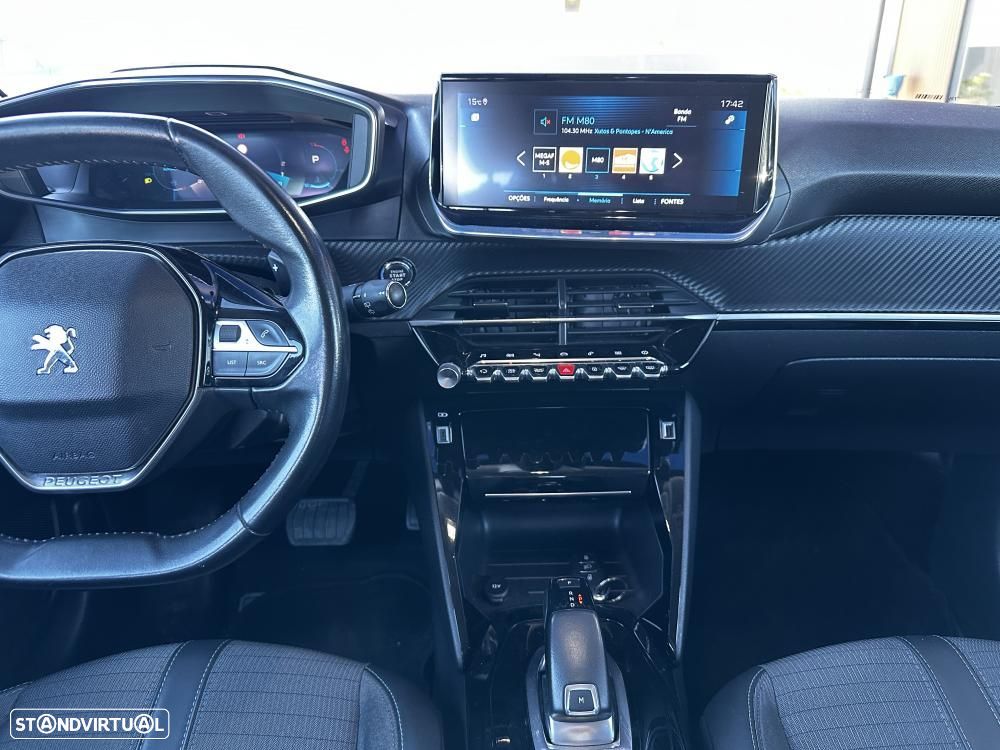 Peugeot 208 1.2 PureTech Allure EAT8 - 33