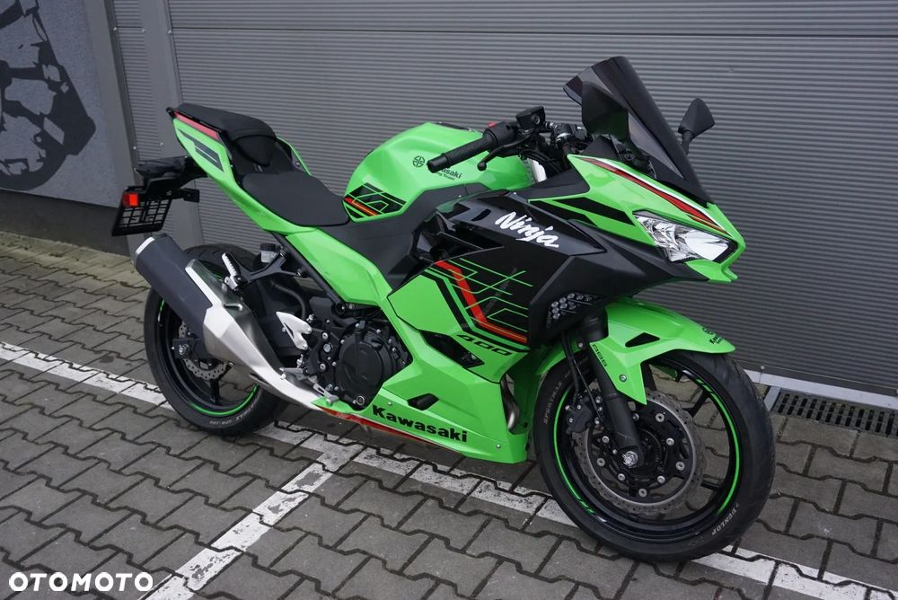 Kawasaki Ninja 400 - 1