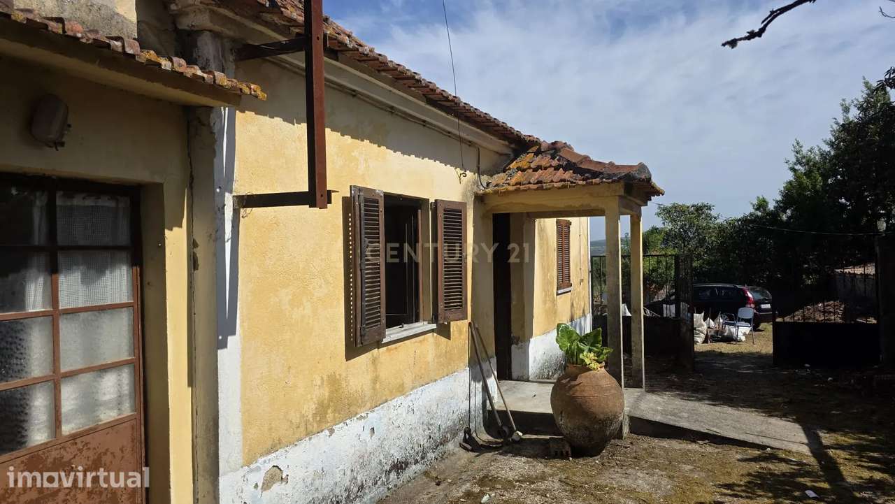 Encantadora Casa Antiga T3 com jardim - Perto de Pombal - Grande imagem: 2/59