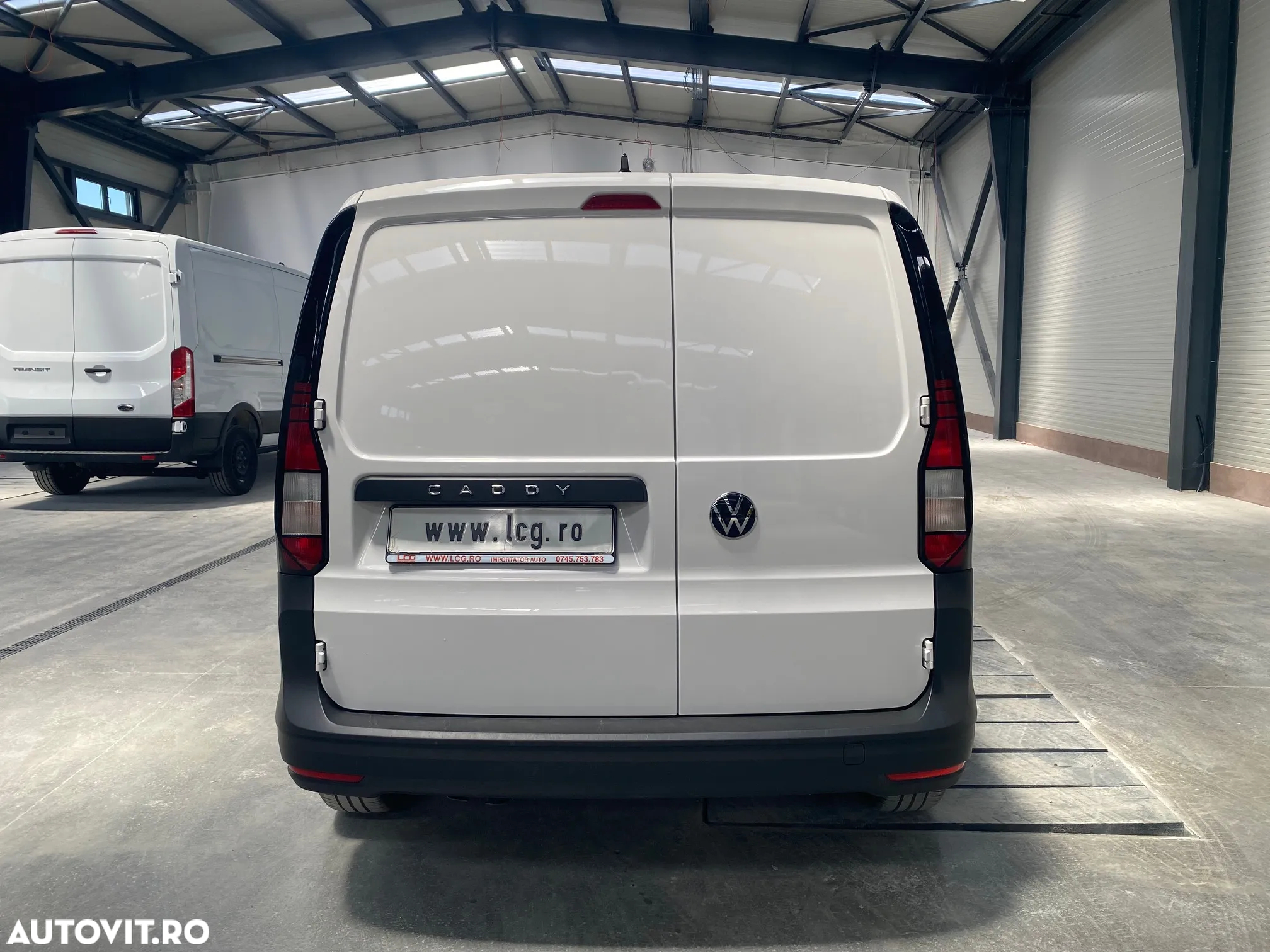 Volkswagen Caddy - 5